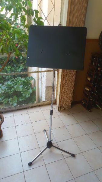 Music Stand -R350