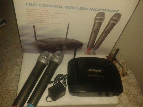 Joseph UHF wireless mic set