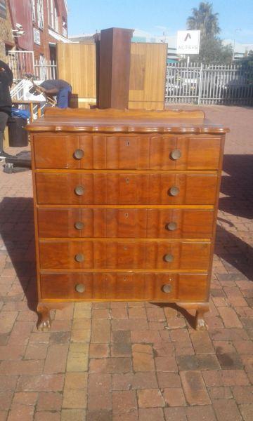 Imbua chest of draws