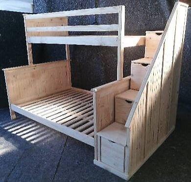 Tri-Bunk with Stairs\Drawers