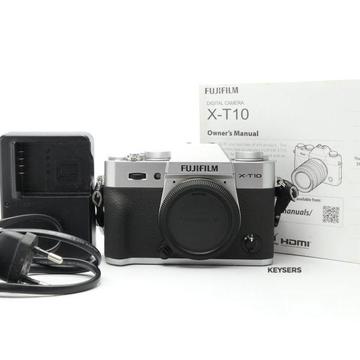 Fujifilm X-T10 Body and Fujifilm 27mm f2.8 Lens