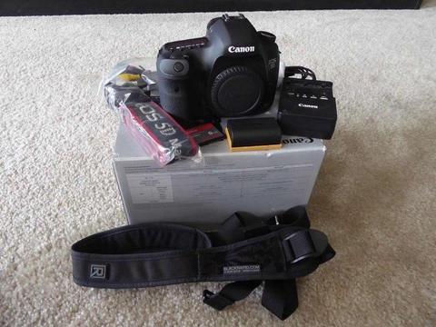 Canon EOS 5D Mark III 22.3MP Digital SLR Camera - Black (Body Only)