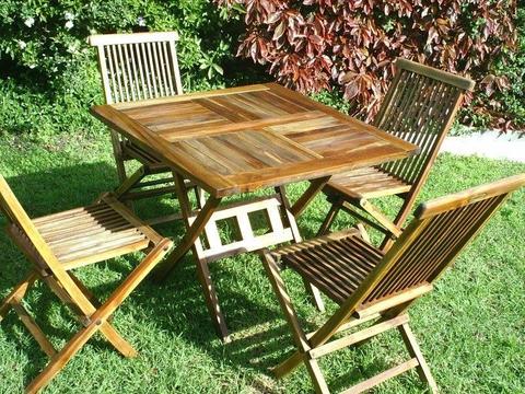 Garden / Patio four seater Teak table and 4 chairs