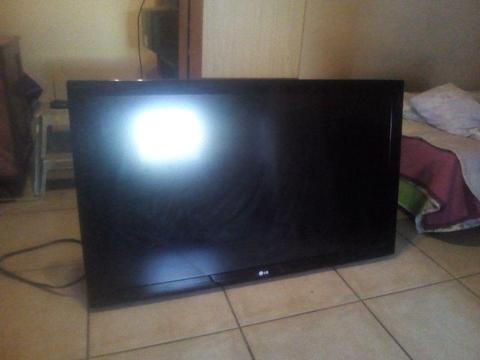 55 inch Lg Lcd Tv - Full Hd - Usb - Remote - Bargain Bargain Bargain !!!!!!!