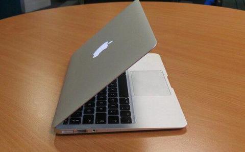 Apple macbook air i5 new comes with warranty