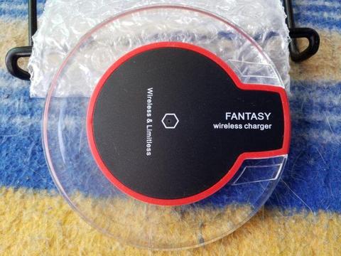 NEW Fantasy Range QI Standard Wireless Chargers - Latest Model Red-Black Dream Charging Discs Plates