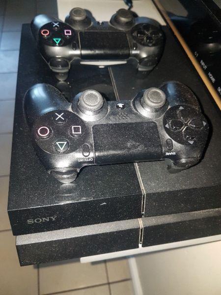 Playstation 4 for sale R3500 only calls accepted