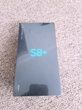 Brand New Sealed Samsung S8 + (Proof of Purchase)