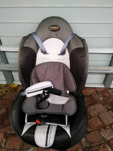 Safeway Voyager baby car seat