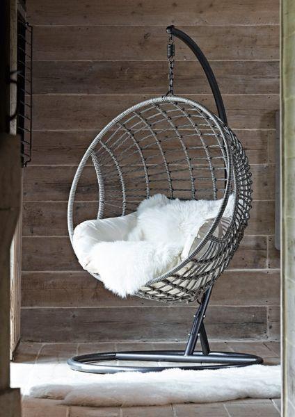 Relaxing Egg Chair