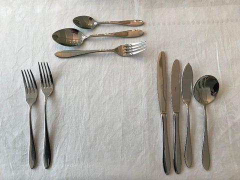CUTLERY SET; 12 PLACE SETTINGS; STAINLESS STEEL Urgent