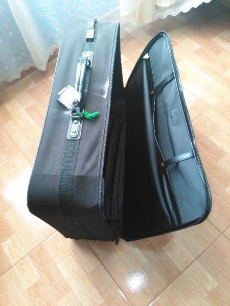 BLACK BAG