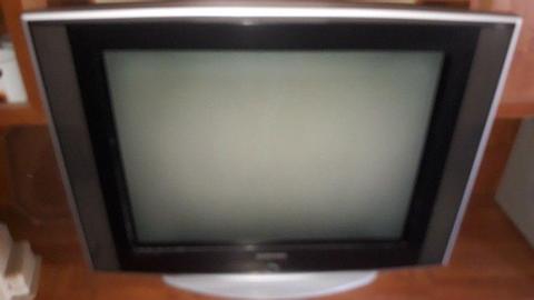 Samsung 74 Box Tv for sale