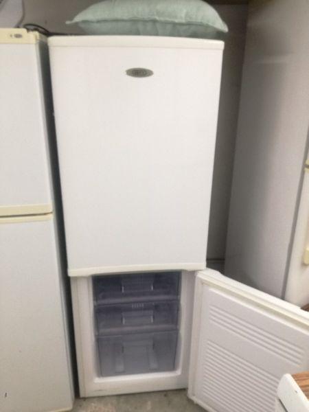 Defy fridge freezer R1700