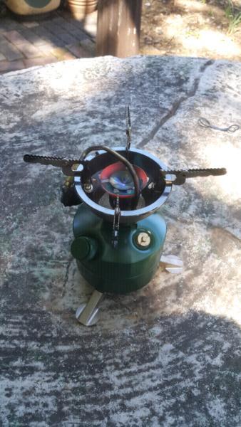Liquid camping stove / petrol stove