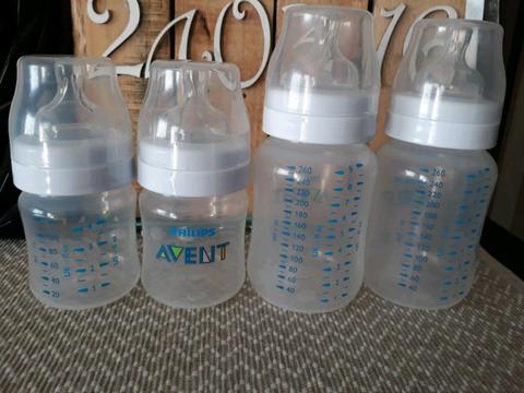 4 x Philips Avent bottles
