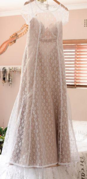 Matriek and wedding dress