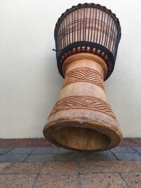 Hardwood bongo drum