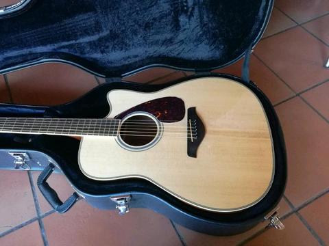 Yamaha FGX720 SCA Electro Acoustic guitar
