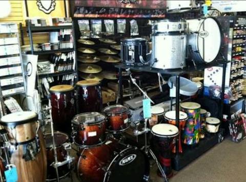 WANTED ANYTHING DRUM RELATED