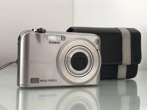 Casio Exilim 12.1MP Digital Camera ( EX - Z1200)