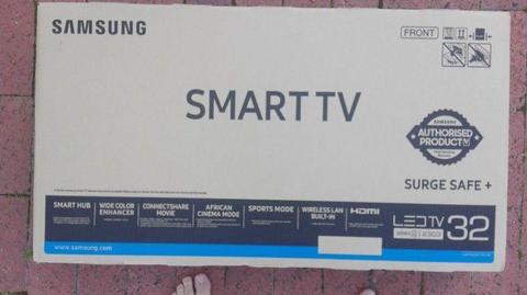 Samsung 32' TV smart 4 series still in box