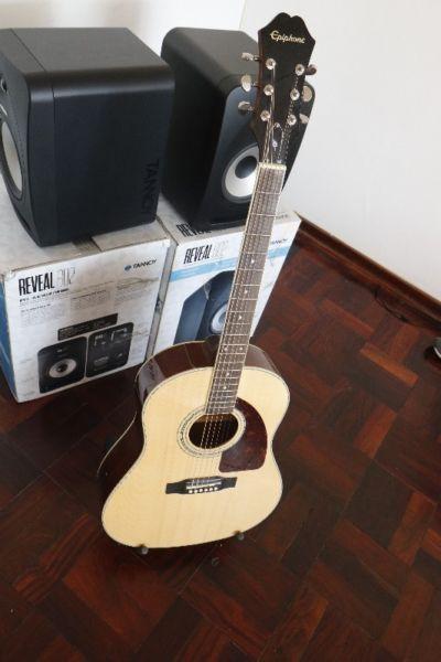 Guitar (Epiphone brand) full and rich sound!!