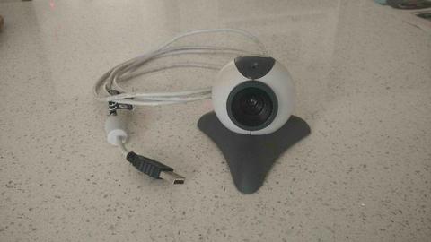 Logitech QuickCam Messenger - Webcam with Microphone