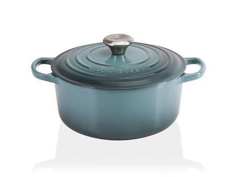 Le Creuset Signature 4.2 Litre Round Cast Iron Cocotte, 24cm