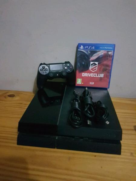 Ps4 500gig + game