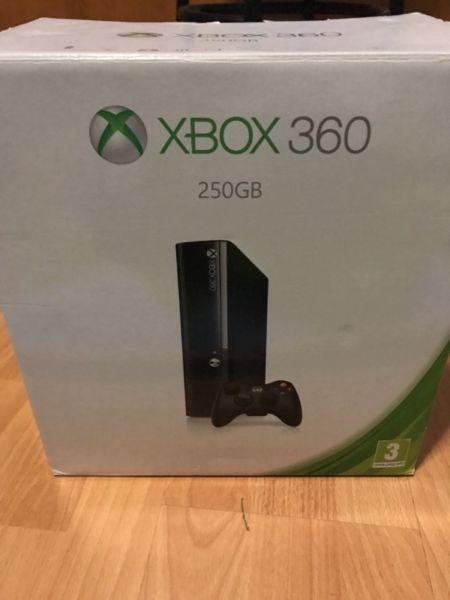 Xbox 360 250gb + 3 games