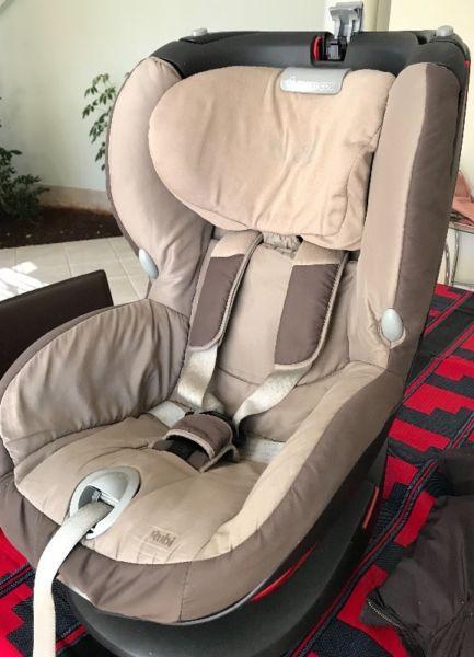 MAXI COSI RUBI CAR SEAT