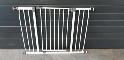 Child safety gate