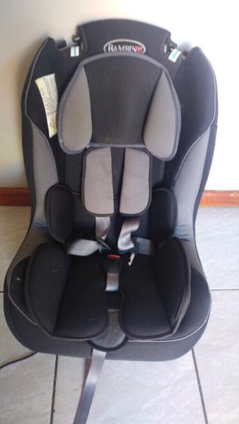 Bambino Car seat