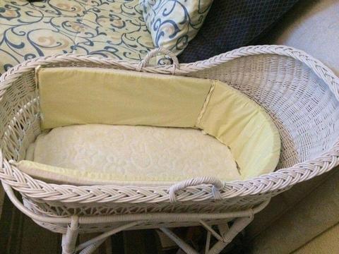 Moses Basket For Sale