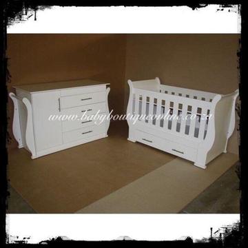 Sleigh cot and Large Sleigh Compactum