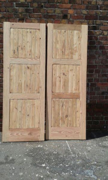 wooden/aluminium Doors and windows whatsapp,phone 0622399764 Email info@tkdesigns.co.za