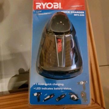 RYOBI QUICK CHARGER - NEW