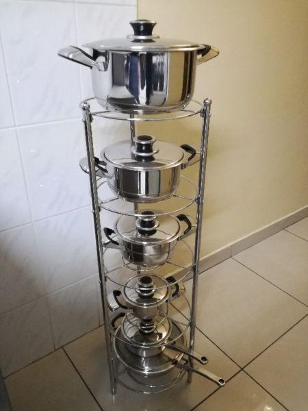 Stainless steel pots, Like New
