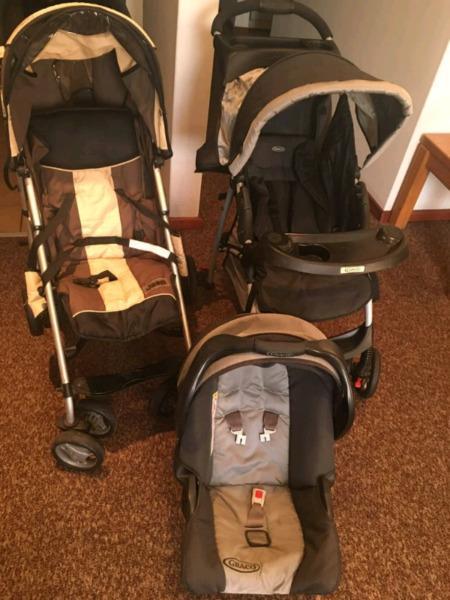Graco travel system. Jeep Stroller