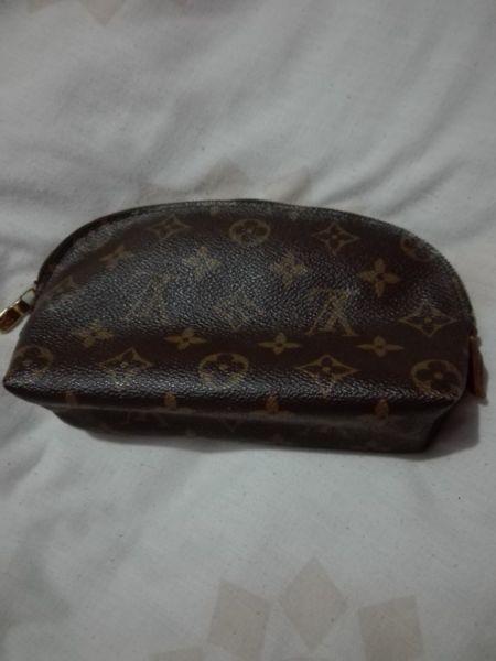 Louis. Vuitton cosmetic. Bag