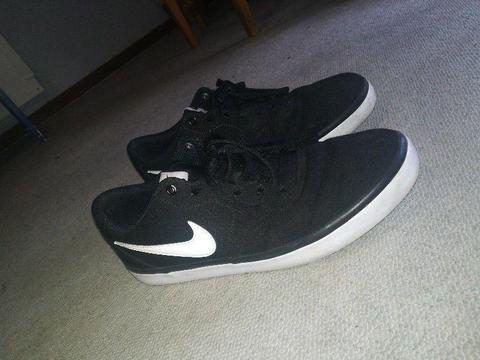 Nike sb (us10/uk9)