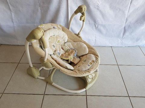 Baby swing/rocking chair
