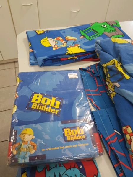 CHILDRENS BOB THE Builder single Duvet cover and two unlined curtains