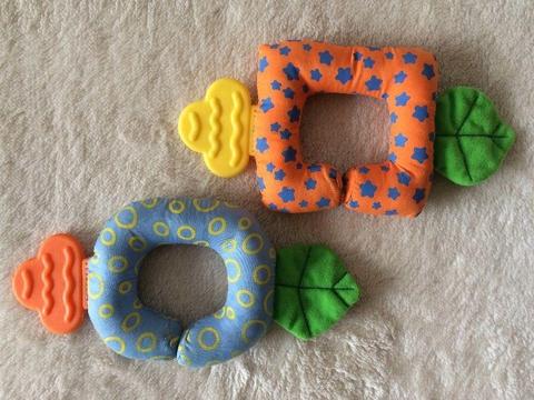 Baby sensory/teething toys x2