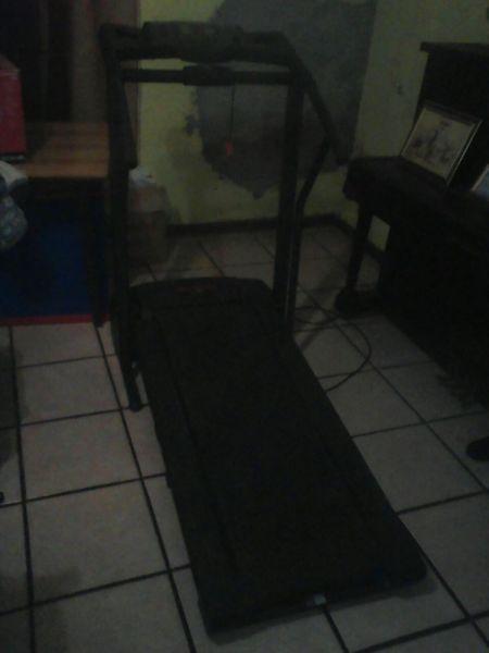 ProForm 570-V Folding Treadmill