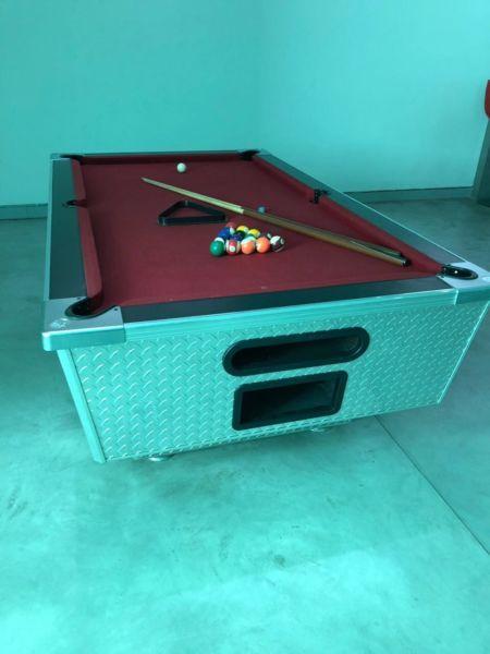 Aluminum Coin operated Pool Table