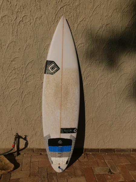 6ft Clayton surfboard LIKE NEW
