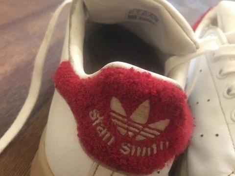 Size 7 adidas stan smith