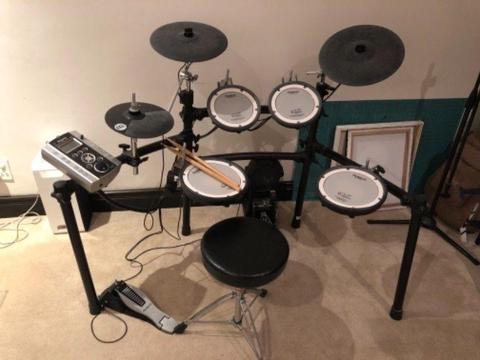Roland TD-9 Drum kit